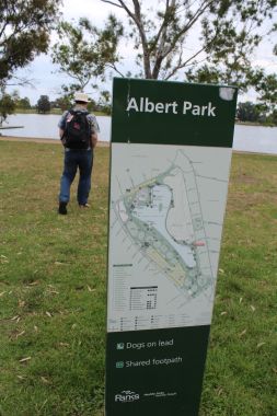 Entering Albert Park