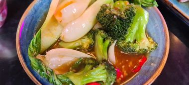 Broccoli & Pak Choi in Garlic & Chilli