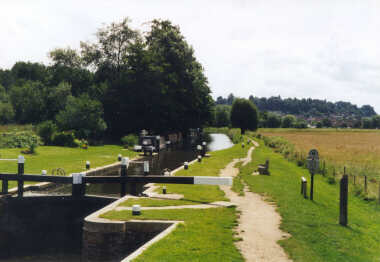 Farncombe - Near the boathouse - One of the many locks along the canal operated by hand